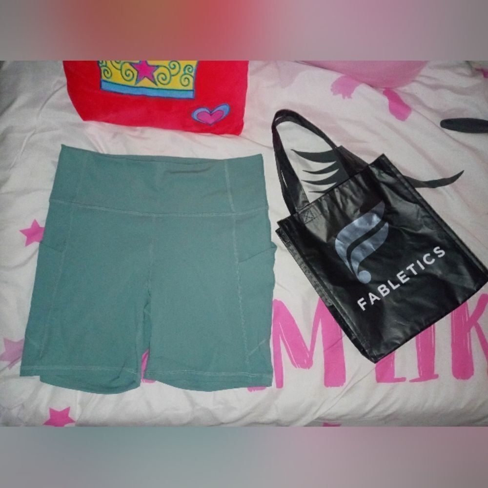 Fabletics Workout shorts - image 2